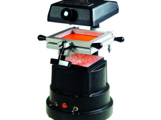 MAQUINA TERMOPLAST. THE MACHINE